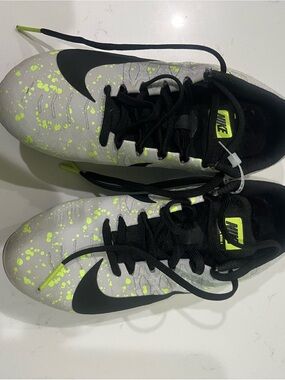 Nike Zoom Rival Track Spikes
unisex Kids Size 3.5